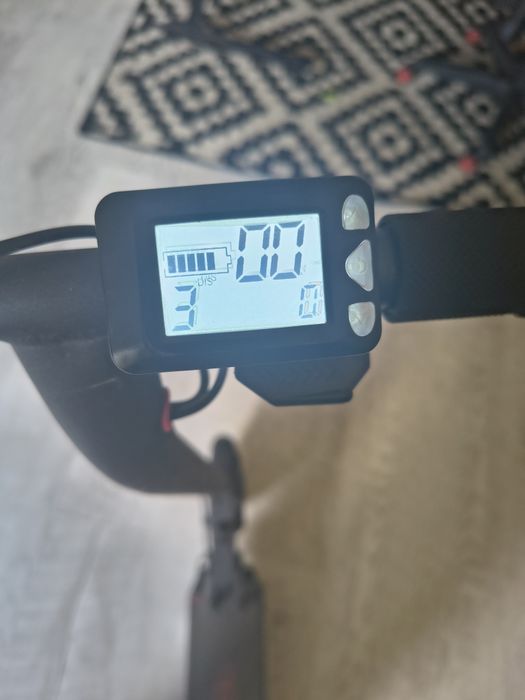 Hulajnoga elektryczna Rider