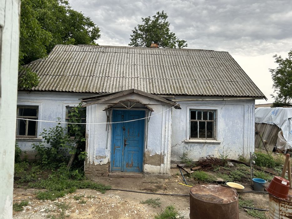 Продам будинок під ремонт