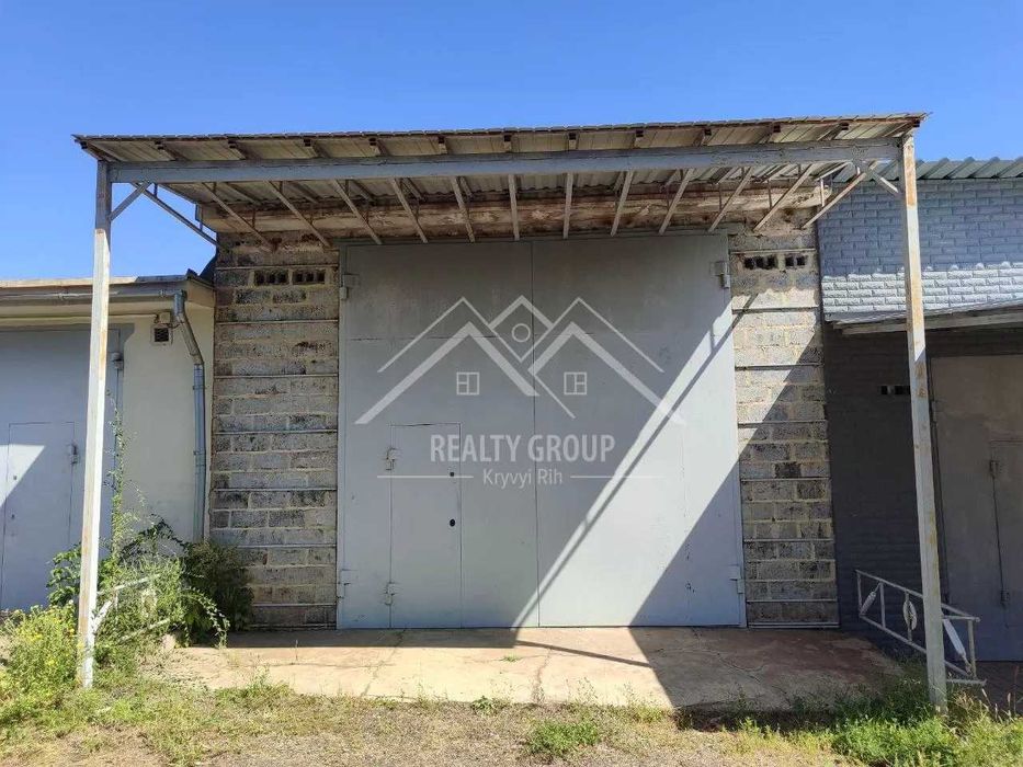 Продаж величезного гаража (боксу) в ЦГ районі