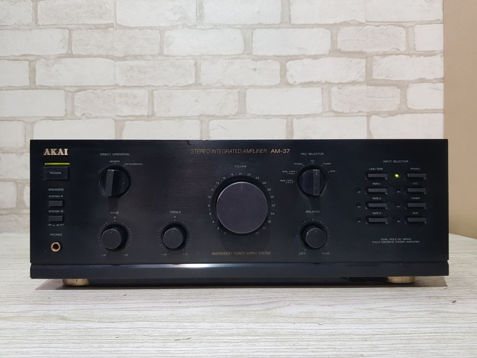 Стерео підсилювач AKAI-AM 37, +1ш., 2*90 Вт! б/у з Німеччини