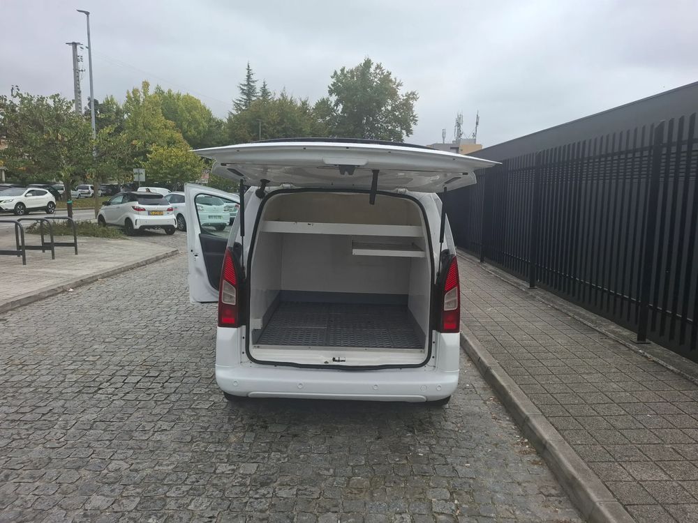 Peugeot PARTNER 1.6HDI 3LUG ISOTÉRMICO PEIXARIA/PADARIA ETC