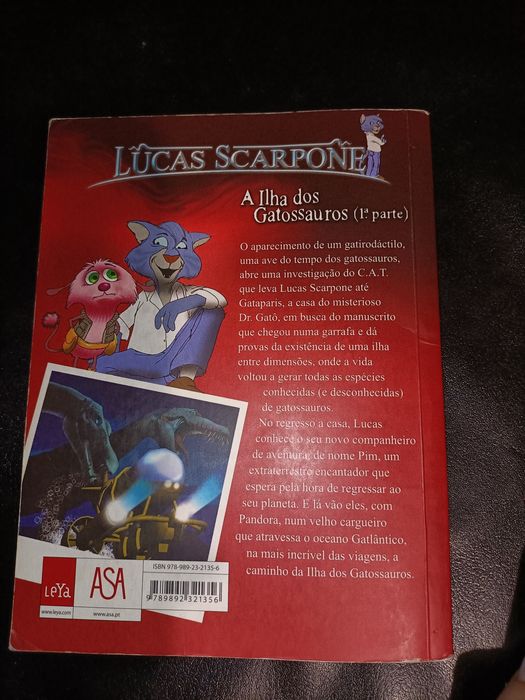 "A ilha dos gatossauros" de Álvaro Magalhães