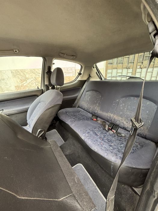 Peugeut 206 com 170mil kms