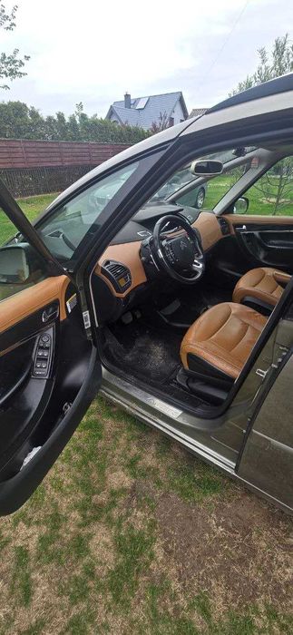 Sprzedam samochód CITROEN C4 GRAND PICASSO