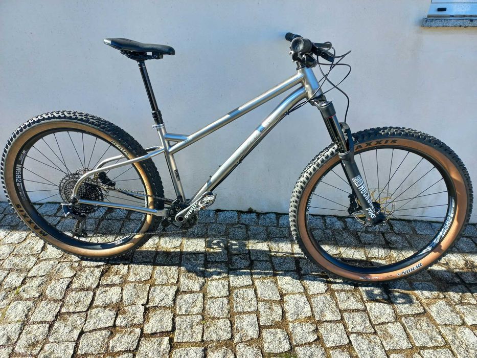Bicicleta Titanio