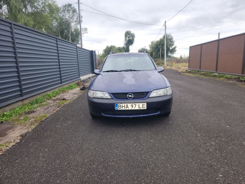 Opel Vectra B 1.8 Газ/Бензин