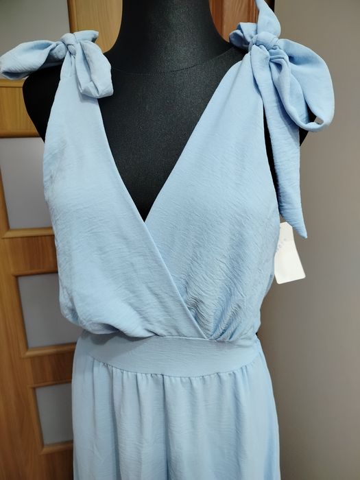 Sukienka błękitna rozm uniwersalny