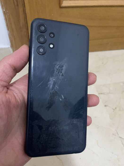 Samsung Galaxy A13 на запчастини