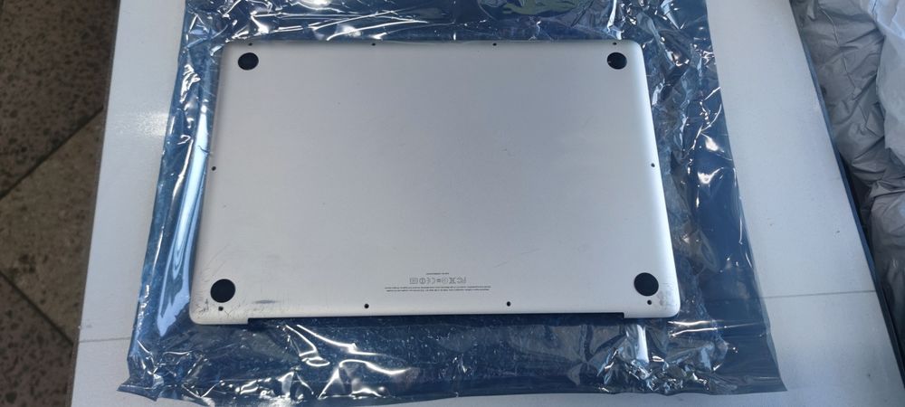 нижня кришка MacBook pro 9.1 a1286