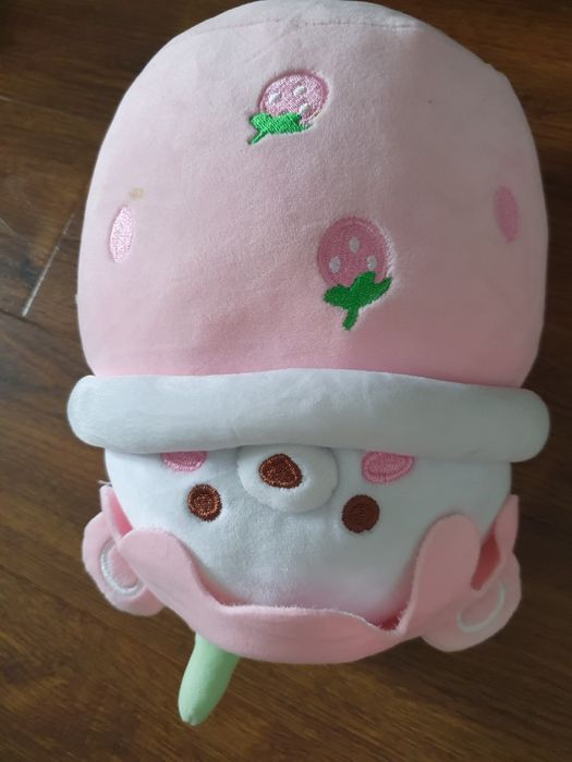 Miś truskawka pluszak maskotka