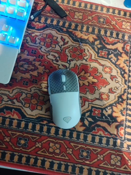 Komputer + Akcesoria (RTX 3070, 32gb ram, i5)