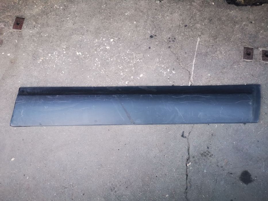 NISSAN QASHQAI J10 FRISO DA PORTA FRENTE DIREITA - Z300