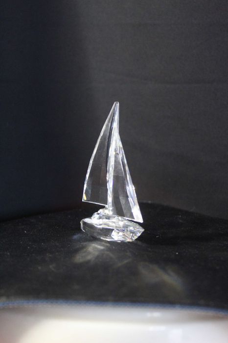 Veleiro de cristal Swarovski.