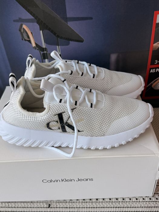Calvin Klein 38р кросівки