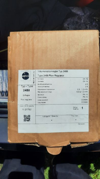 Siłownik elektryczny 5824-10 z pozycjonerem 24V AC/DC SA + Regulator p