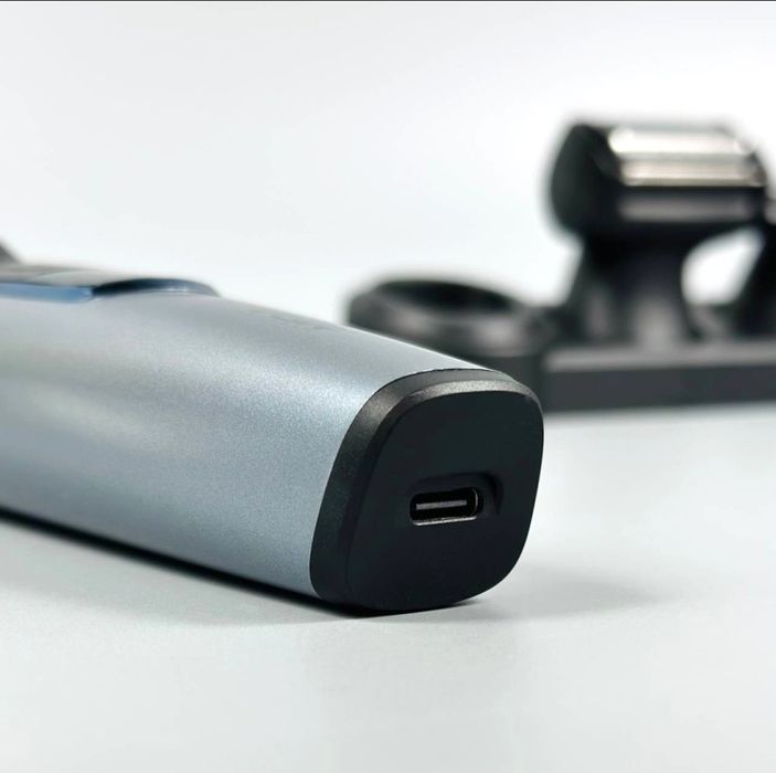 Подарунковий набір  триммер стрижка vgr 634 трімер  тример бритва