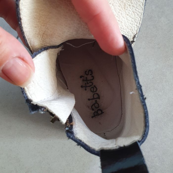 Осінні черевички для дівчинки