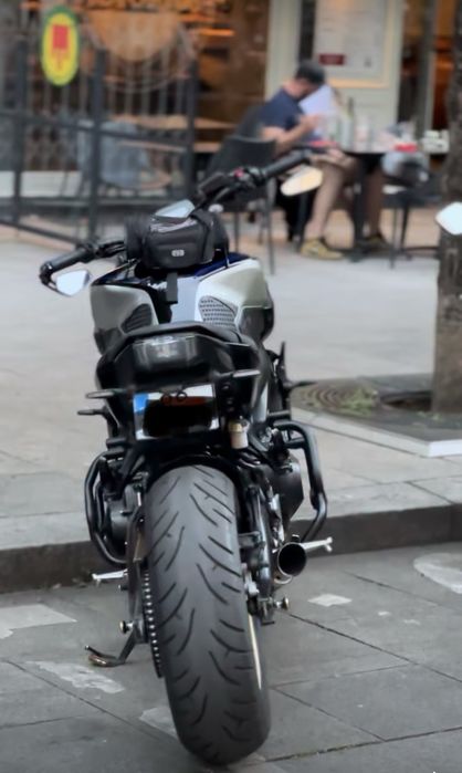 Yamaha MT-09 2017 – 61.000 km – Revisão feita + Extras