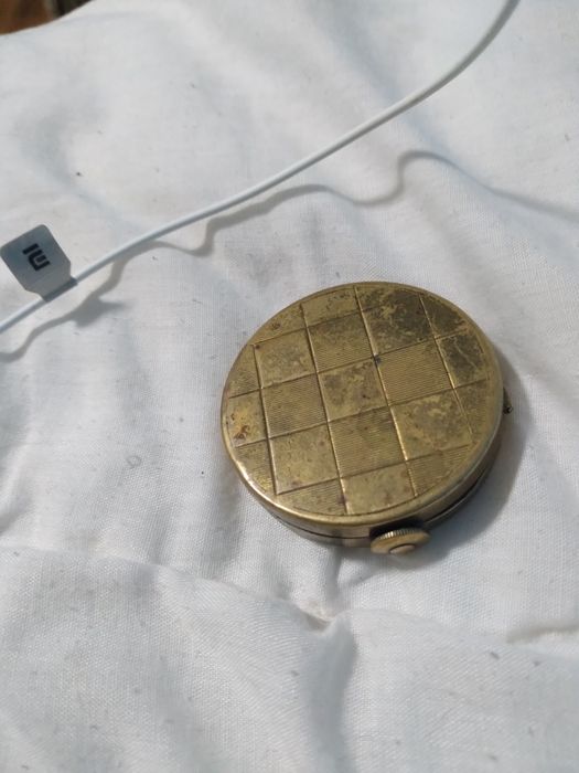 Пудриниця вінтажна франція