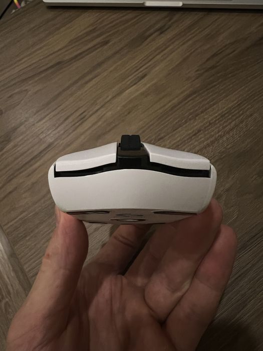 Миша Logitech G305