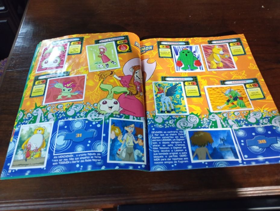 Caderneta Digimon Panini (Ano 2000) – Quase Completa (Faltam 20 Cromos)
