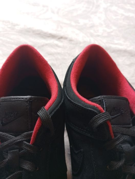 Кросівки Nike Supreme
