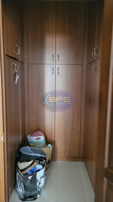 Квартира 3-кімнатна біля Театру Музкомедії