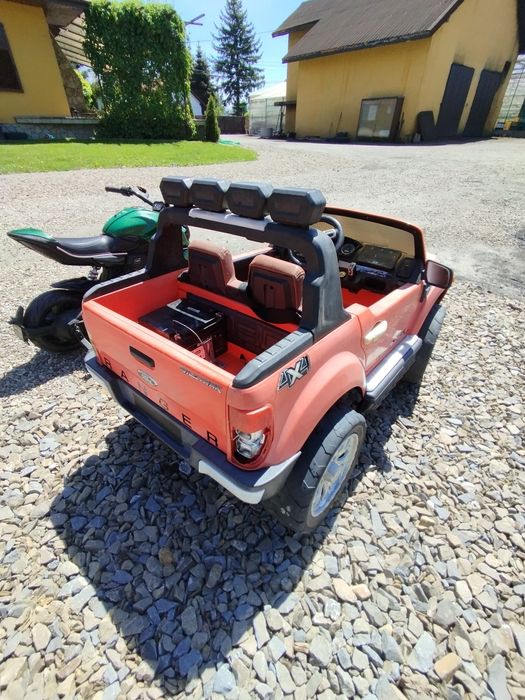 Auto motor na akumulator