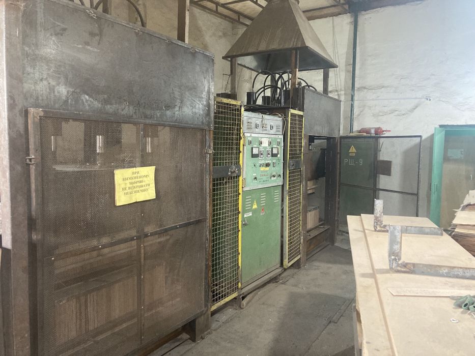 Твч прес гнуто клейка фанера спики сидіння ламель латофлекс ГКИ