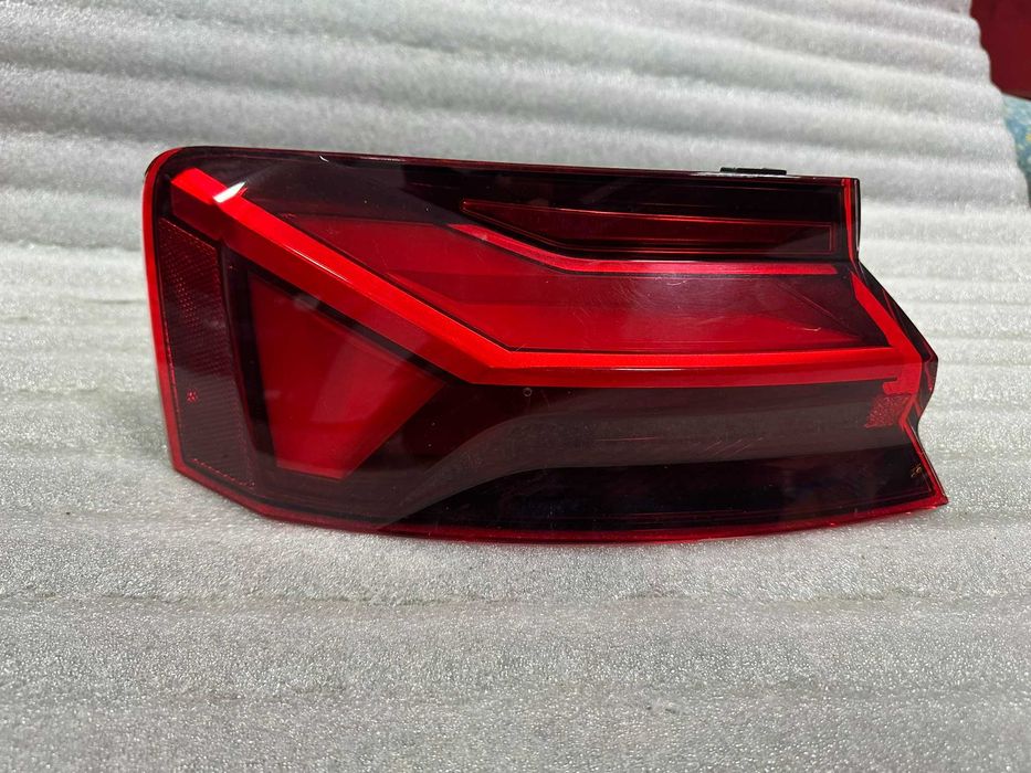 Lampa lewa tylna 8W6.945.091.AB Audi A5 USA