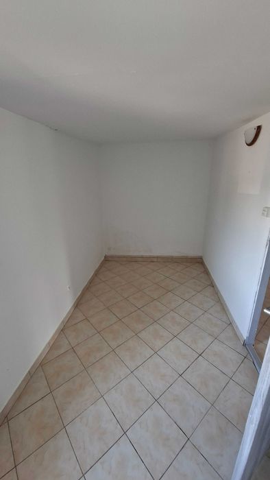 Lokale do wynajęcia – 26 m2 i 35m2 – Filipów – centrum – parter