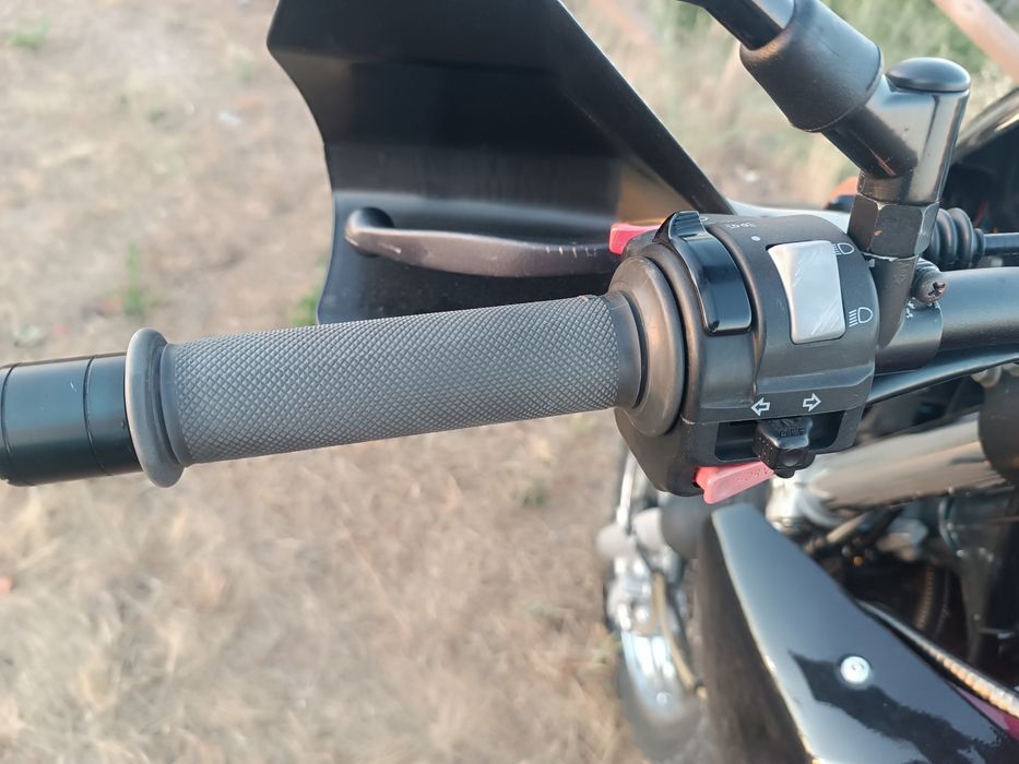 YAMAHA XT 600 E Impecável. Estimada.