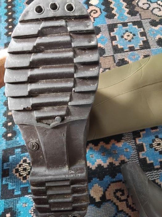 Продам рыбаловные сапоги б/у