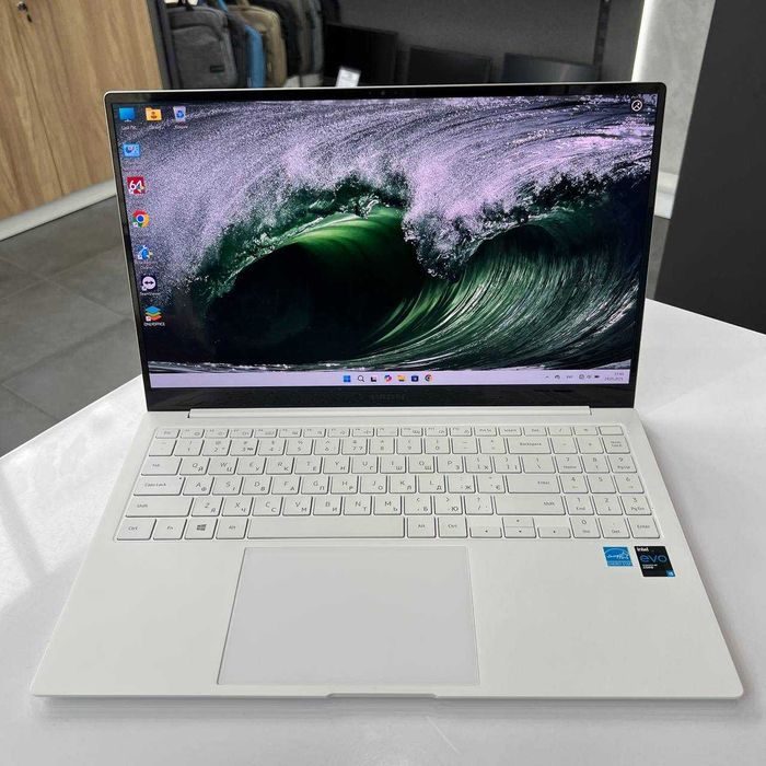 Ноутбук Samsung Galaxy Book Pro Intel Core i5-1135G7/8Gb/512Gb SSD