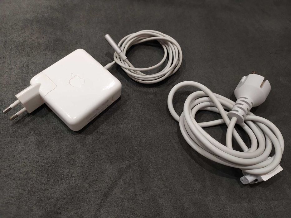 MacBook com oferta iPhone5