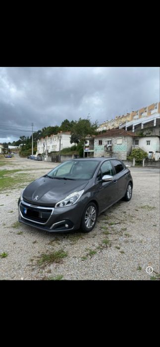 Peugeot 208 1.5 Blue hdi signature
