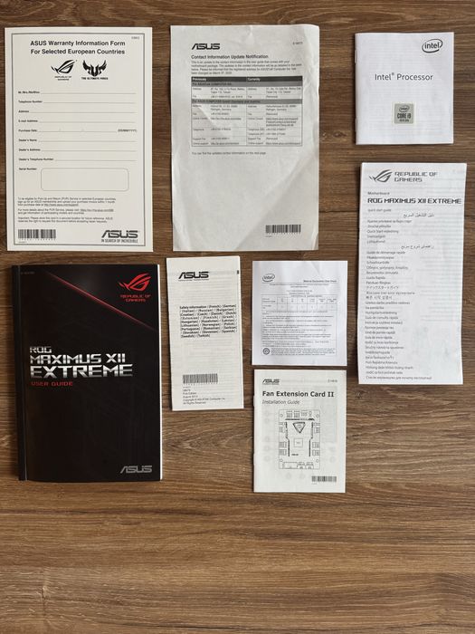 Płyta glówna ASUS ROG Maximus XII Extreme Z490 Socket LGA 1200 E-ATX