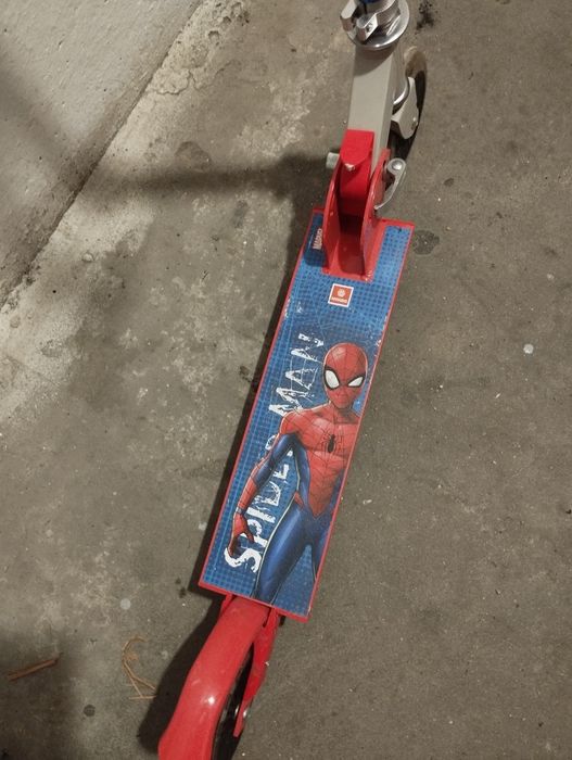 Hulajnoga dwukołowa dziecięca Spiderman