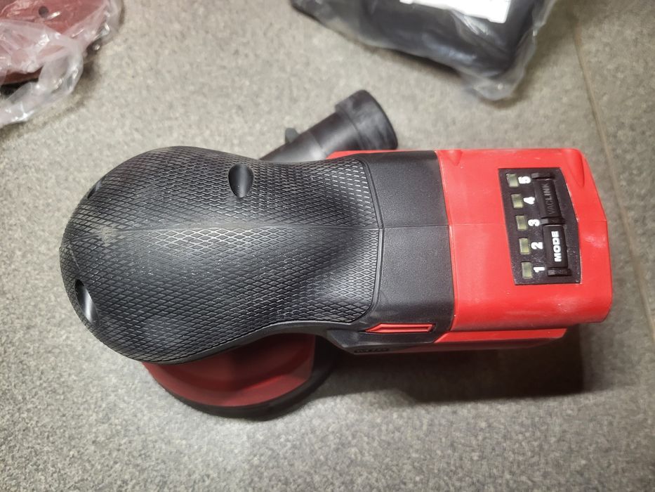 Ексцентрикова шліфмашина Milwaukee M18 2837 - 20 FROS125-