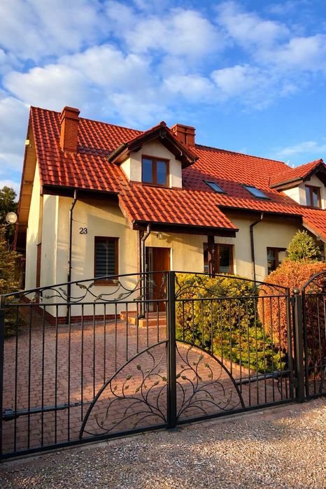 Dom jednorodzinny w zabudowie bliźniaczej