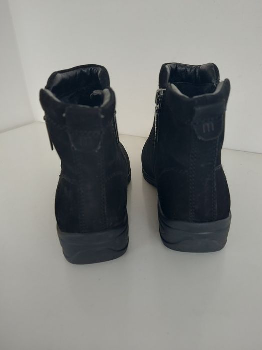 Buty damskie botki skórzane Medicus w rozmiarze 36
