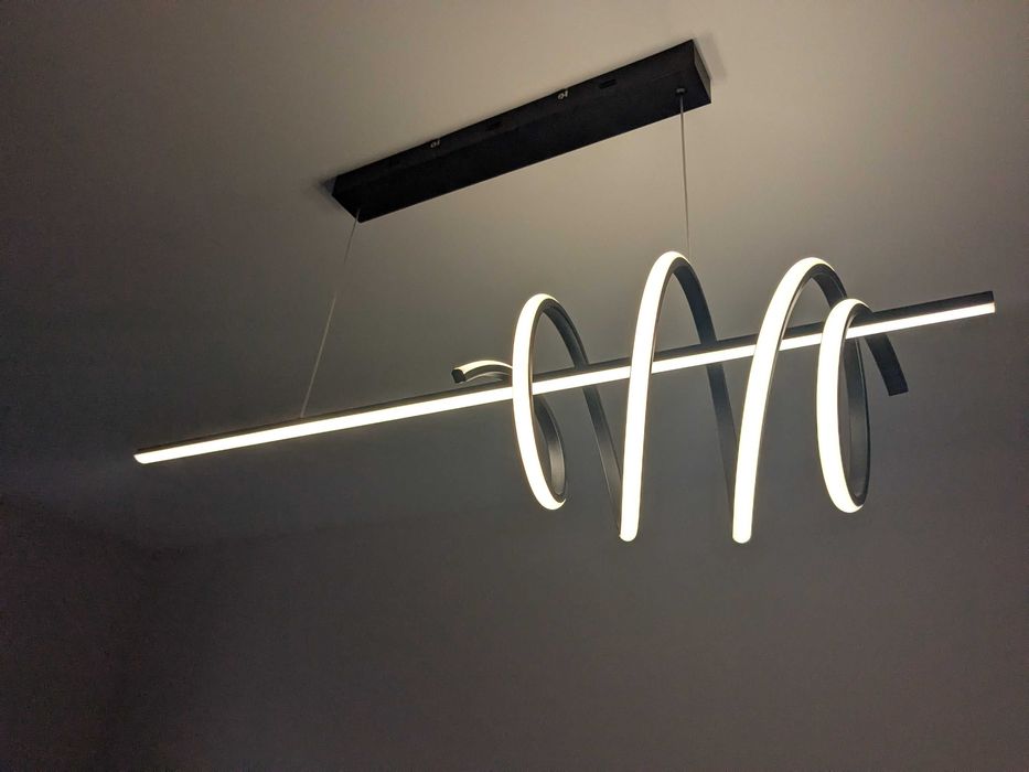 Lampa Ricardo LED 40W 4000K Lw1 Prawie nowa, stan idealny kupiona za 479 zł