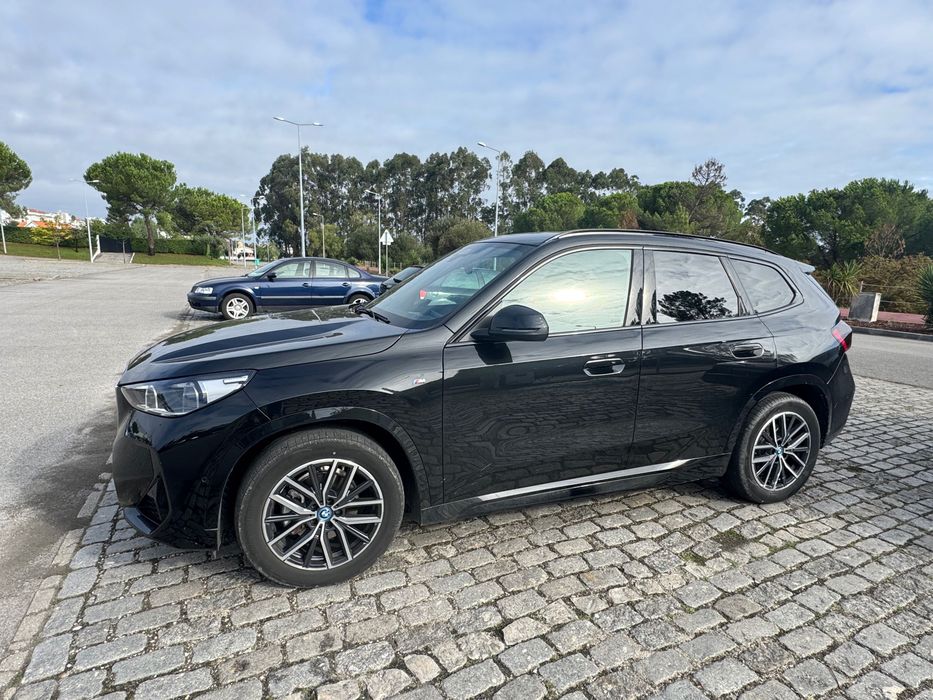 BMW iX1 eDrive20 100% Elétrico | Pack M | Maio 2025 | Como Novo — photo 5