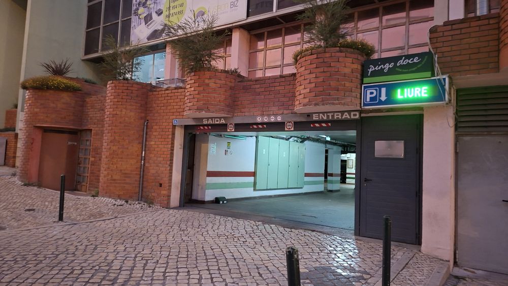 Lugar de Estacionamento para Arrendamento – Av. Eng.º Arantes e Oliveira, Lisboa (2 mim metro das Olaias)
