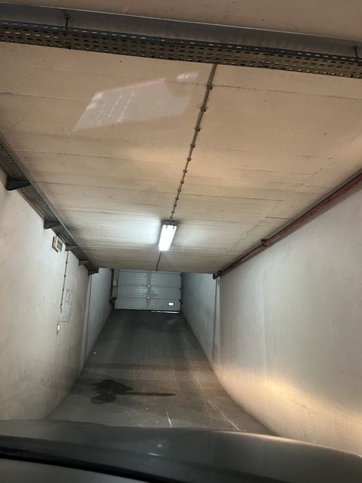 Garagem Box 22 m² | Centro da Figueira da Foz | Rua Afonso de Albuquerque
