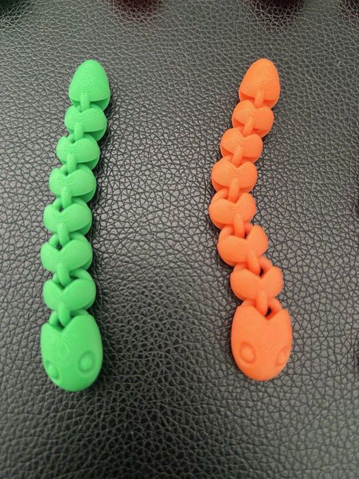 Mini serpente flexível