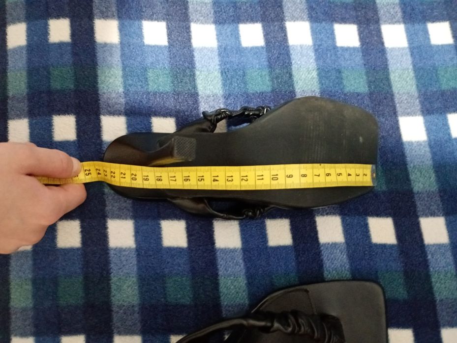 Okazja Tanio - Czarne Klasyczne Klapki Japonki Szpilka Boohoo r 36