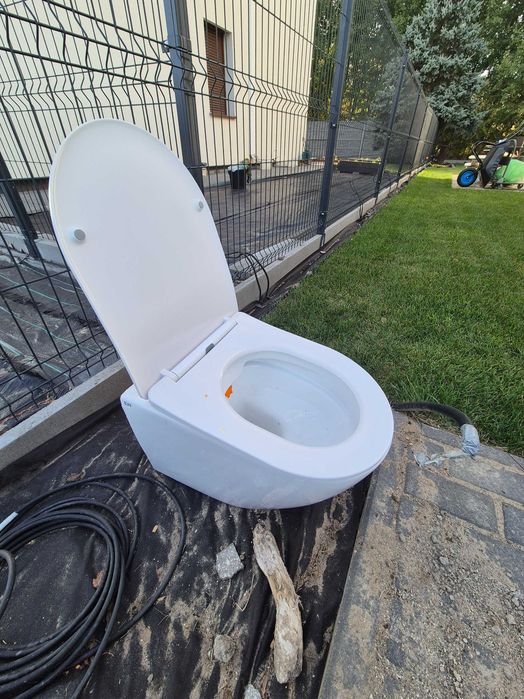 Miska klozetowa podwieszana Kiekrz • OLX.pl
