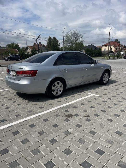 Hyundai Sonata 2.0
