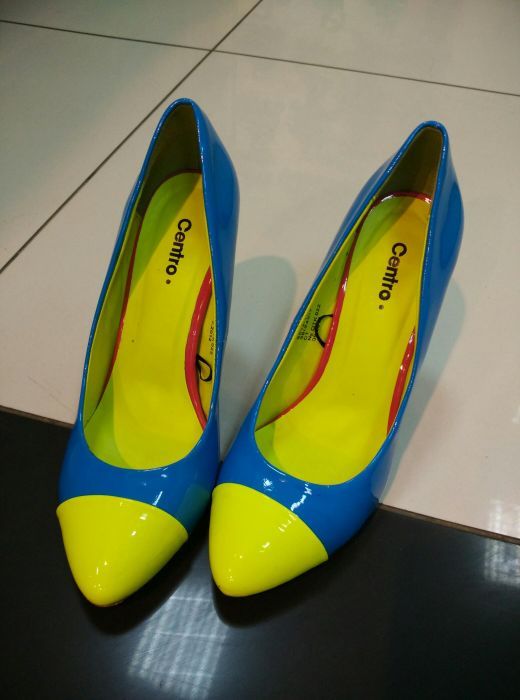 Туфли лодочки яркие